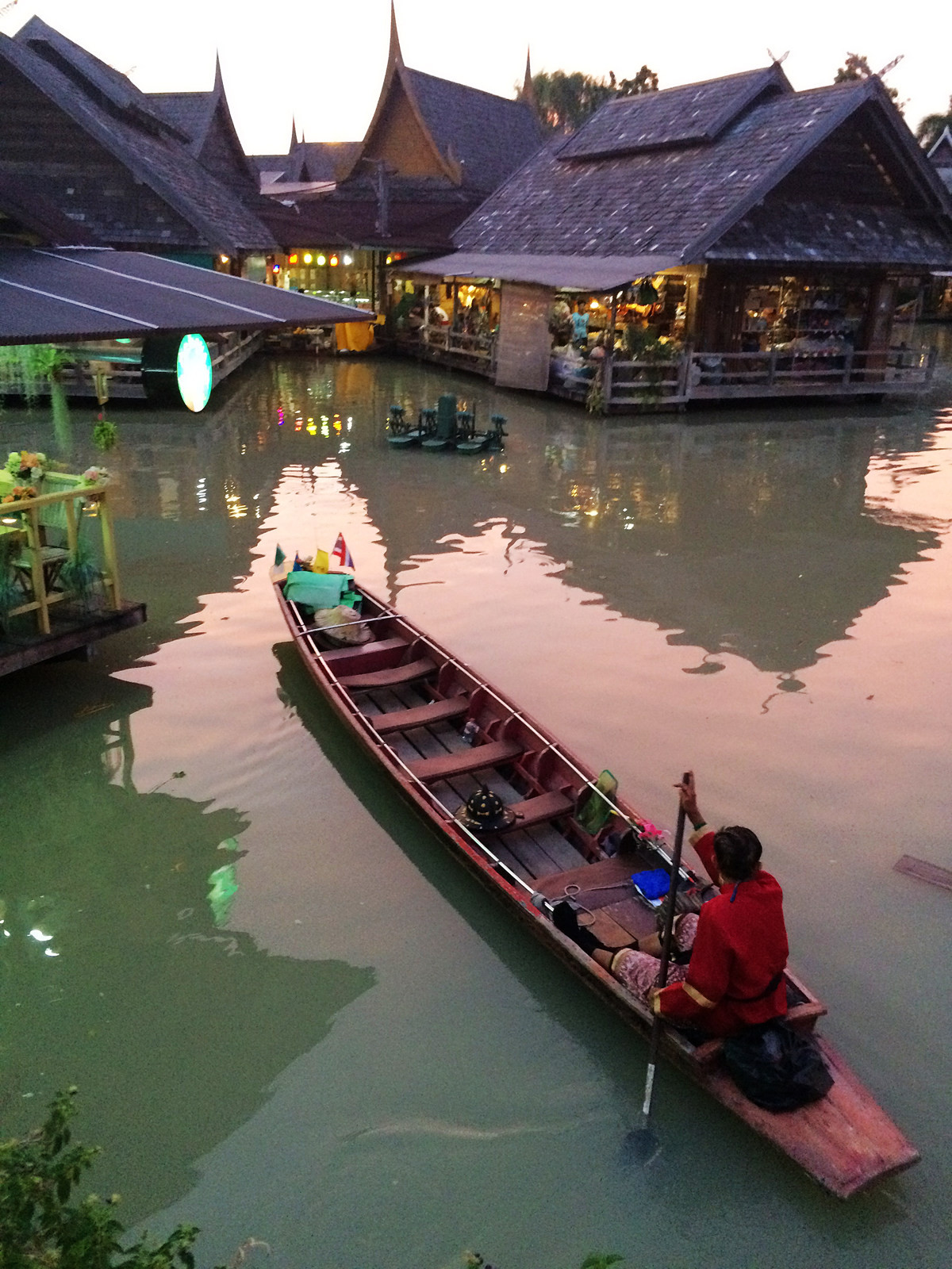 芭堤雅水上市场/杜拉拉升职记拍摄场景