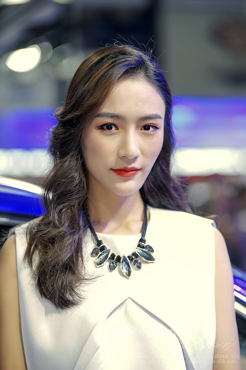 国庆车展荣威车模rf