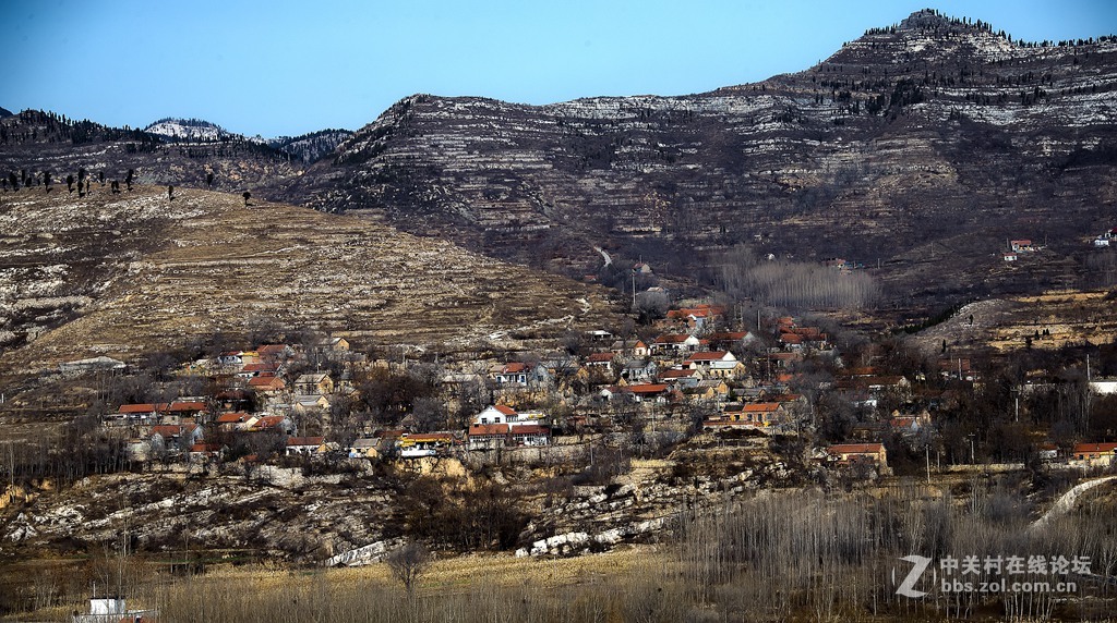 山村小照