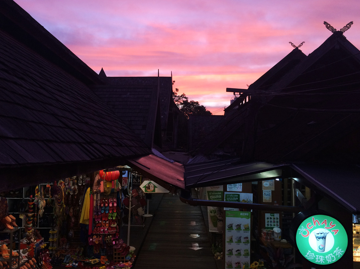 芭堤雅水上市场/杜拉拉升职记拍摄场景