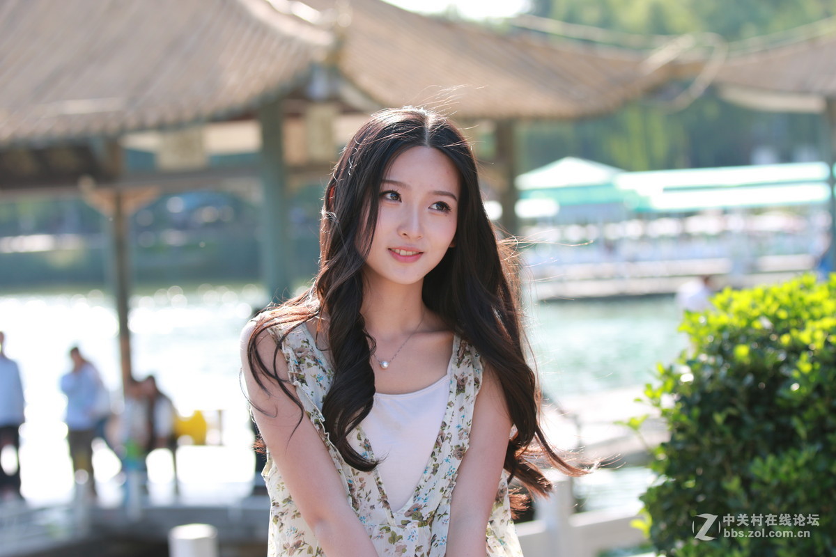 陶然亭外拍美女