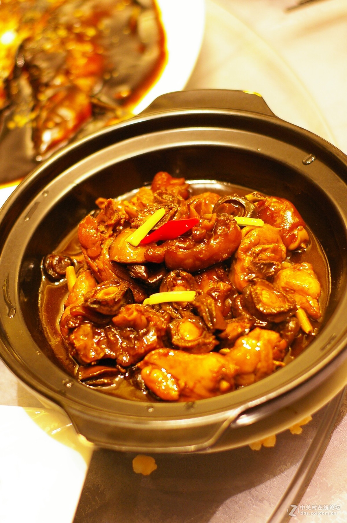 很古老的宾得k100d-super的机器了，近期的照片，求砖