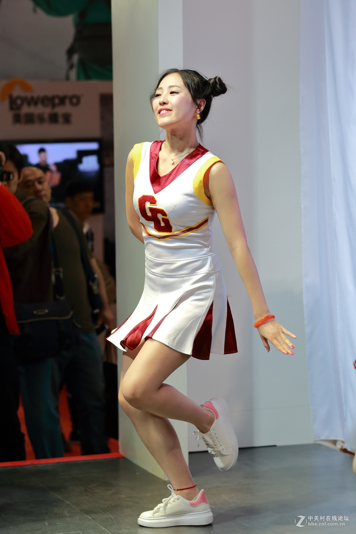 2016P&E中国影像器材展上的美人