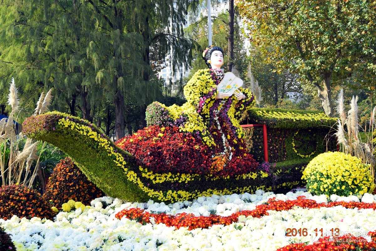 汉口江滩观菊展