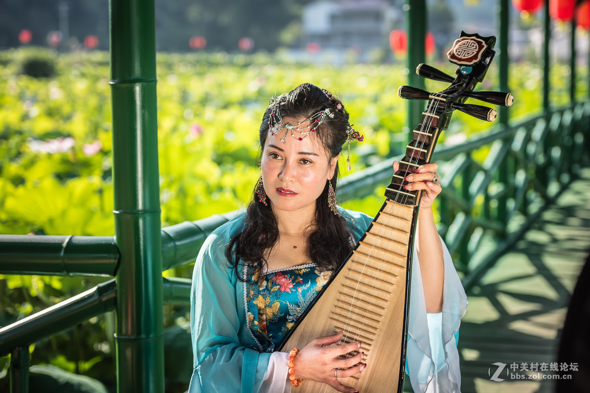 荷塘边学拍人像