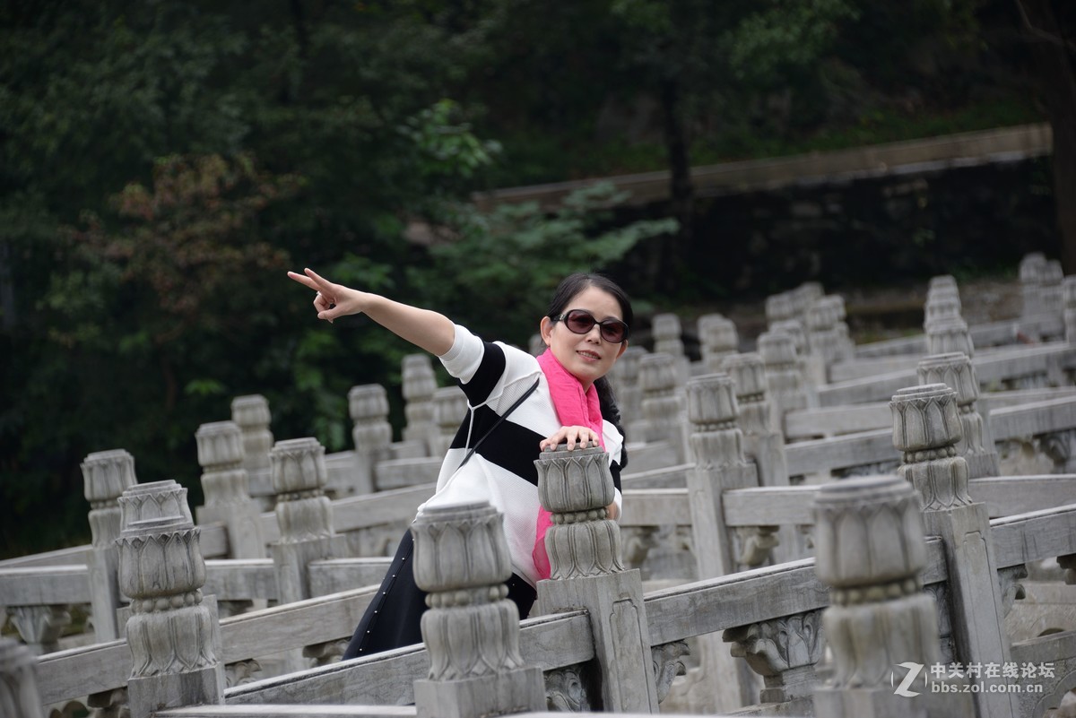 外拍的人景，请指教