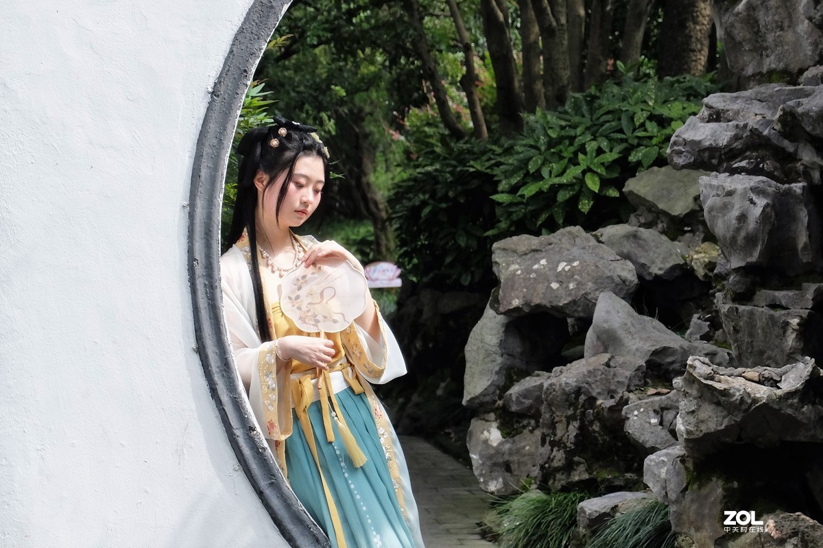 【邻家女孩】——摄于上海桂林公园