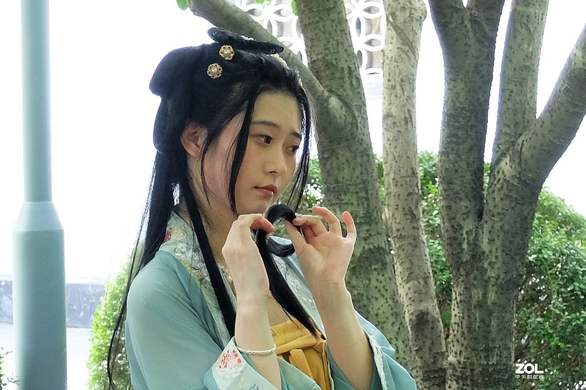 【邻家女孩】——摄于上海桂林公园