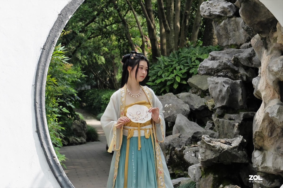 【邻家女孩】——摄于上海桂林公园