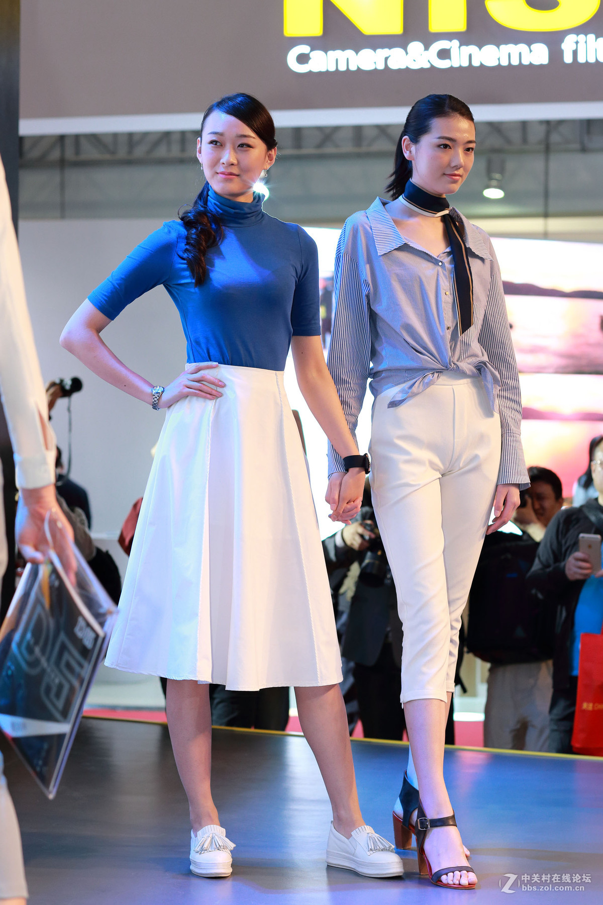 2016P&E中国影像器材展上的美人