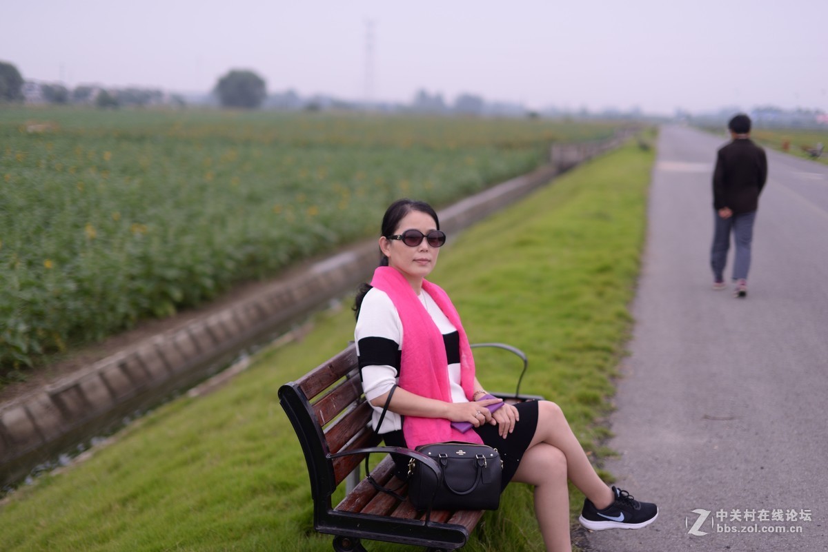 外拍的人景，请指教