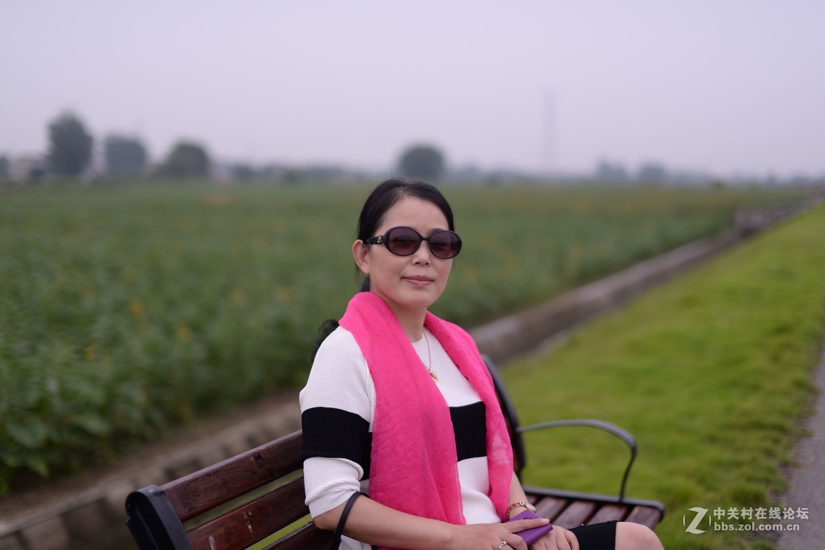 外拍的人景，请指教