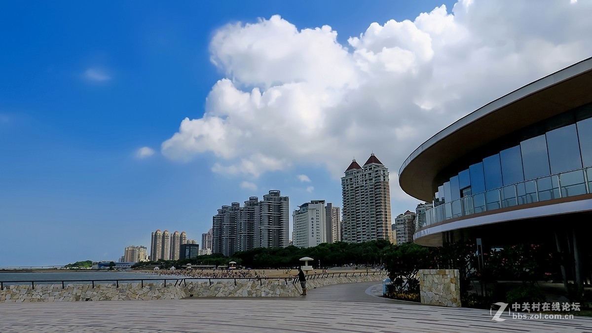 珠海情侣路上