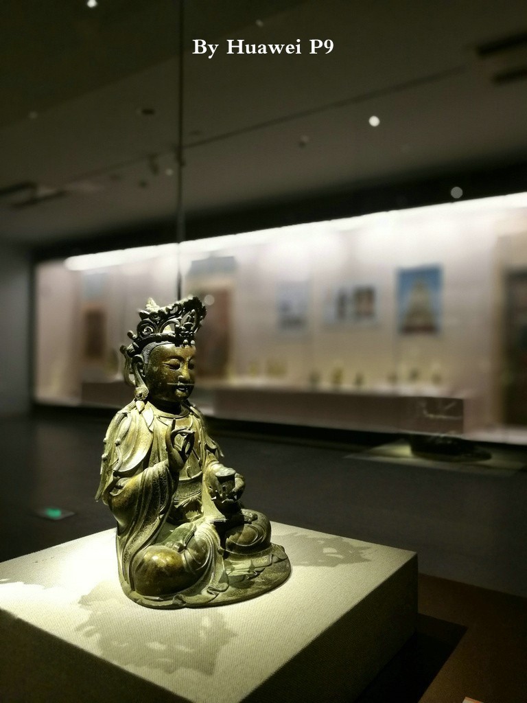 观照自在菩萨造像展