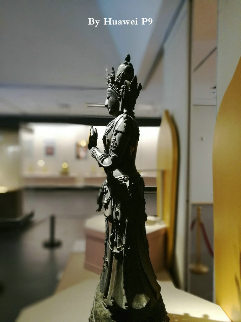 观照自在菩萨造像展