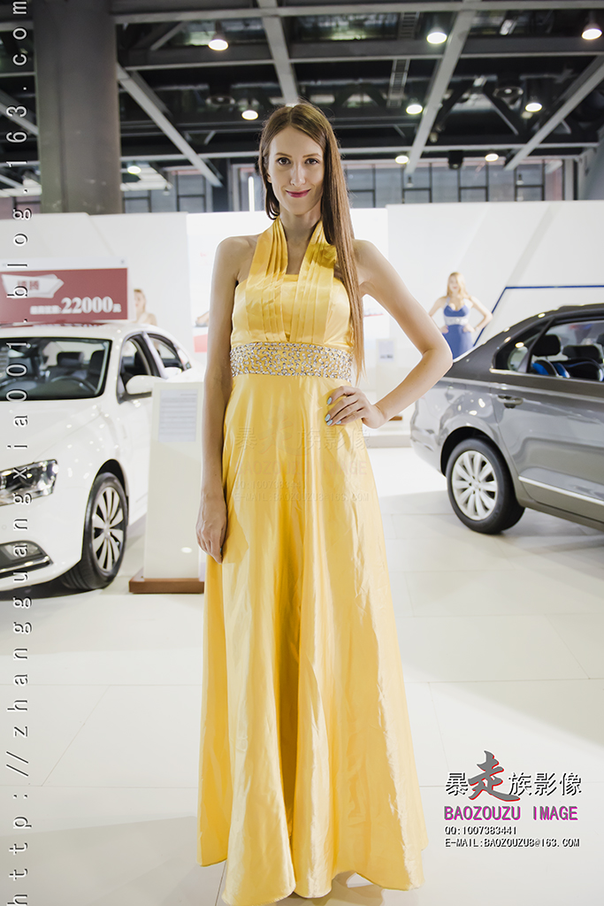 2016广州进口·豪车展上的车模、前台、舞女