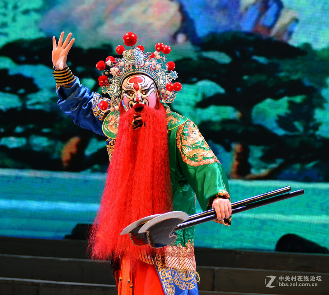 我用腾龙70-200 2.8 VC USD镜头拍的照片  这支镜头我越用越喜欢