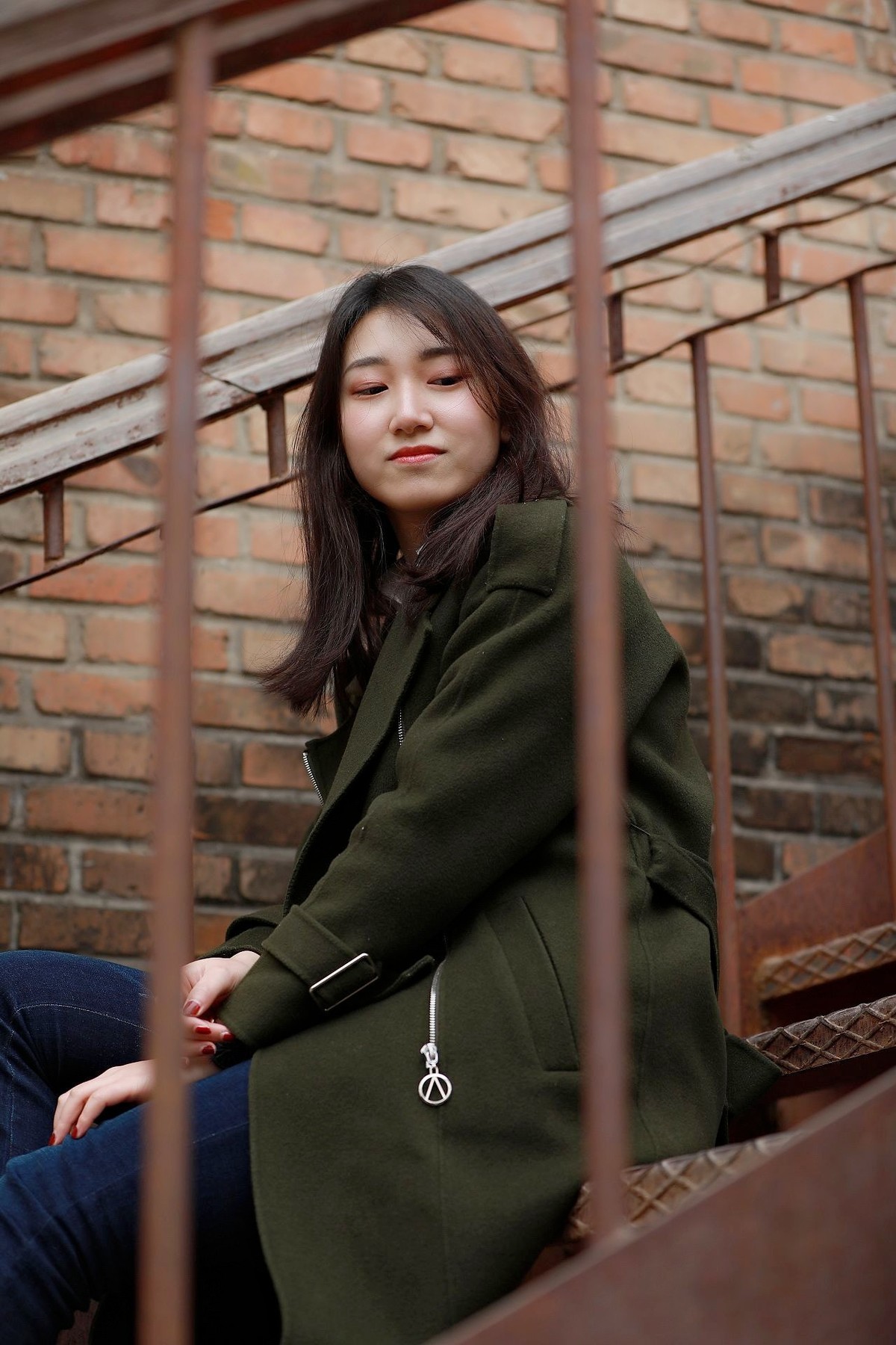 798艺术区拍人像