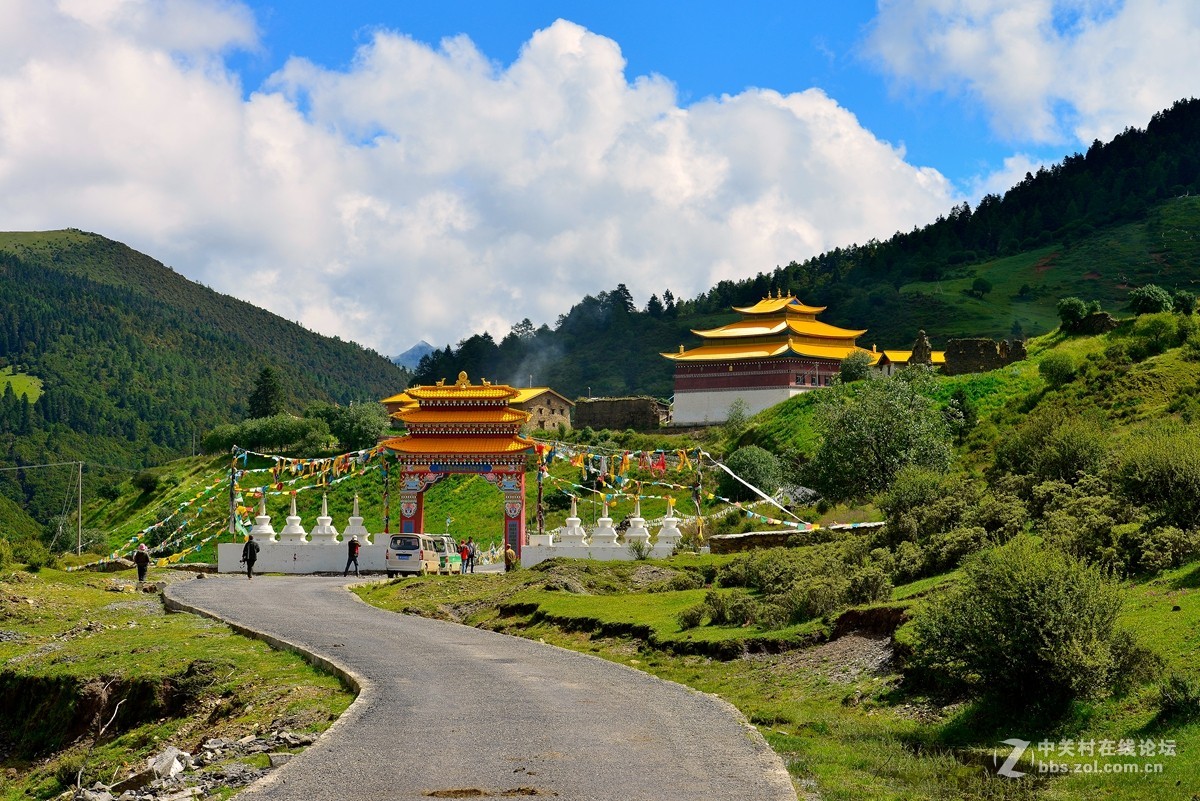 35天西行漫记木里王国之康坞大寺1