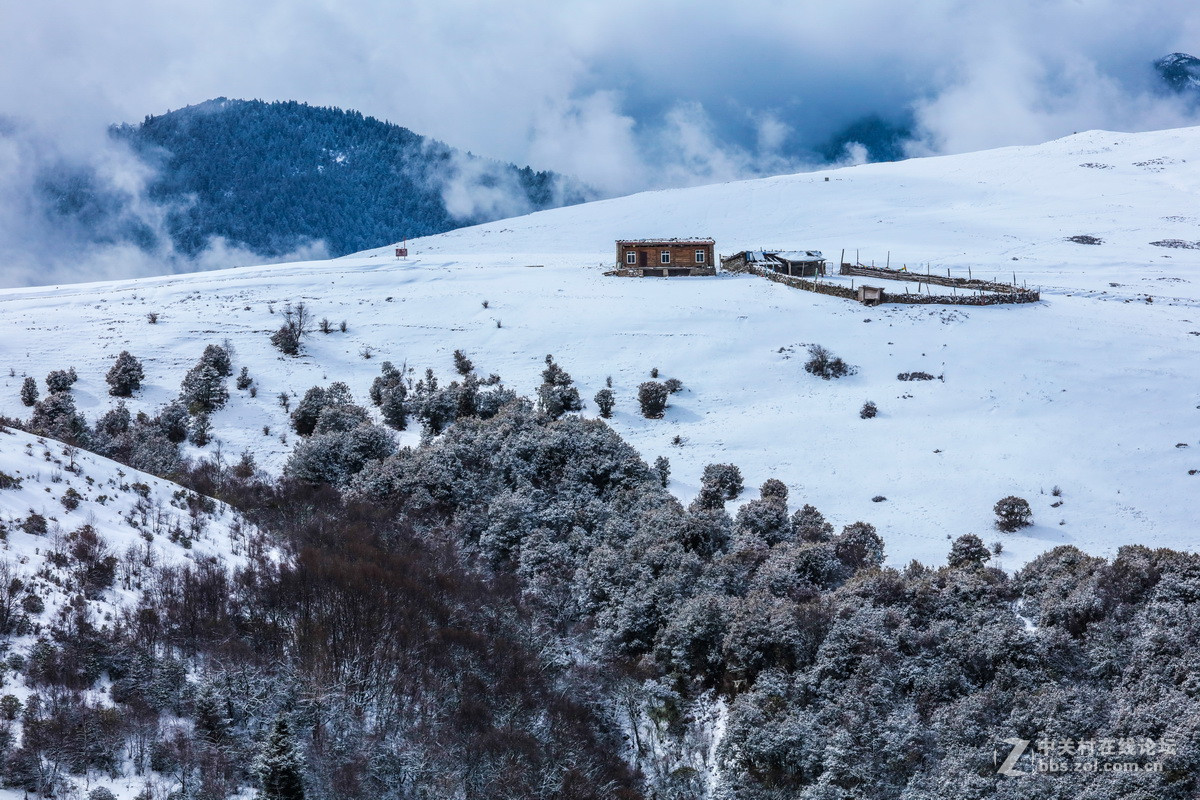 昌列神山雪景（马尔康市）