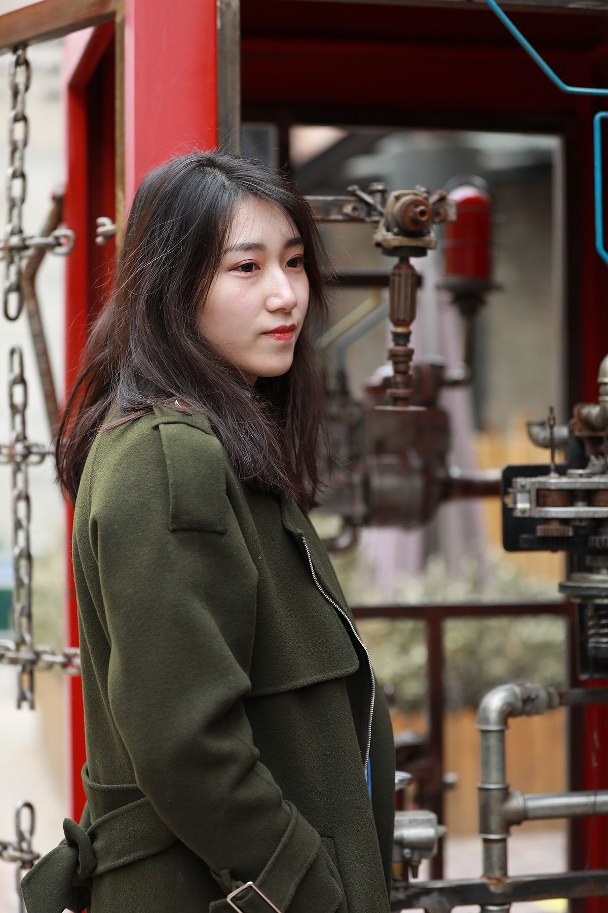 798艺术区拍人像