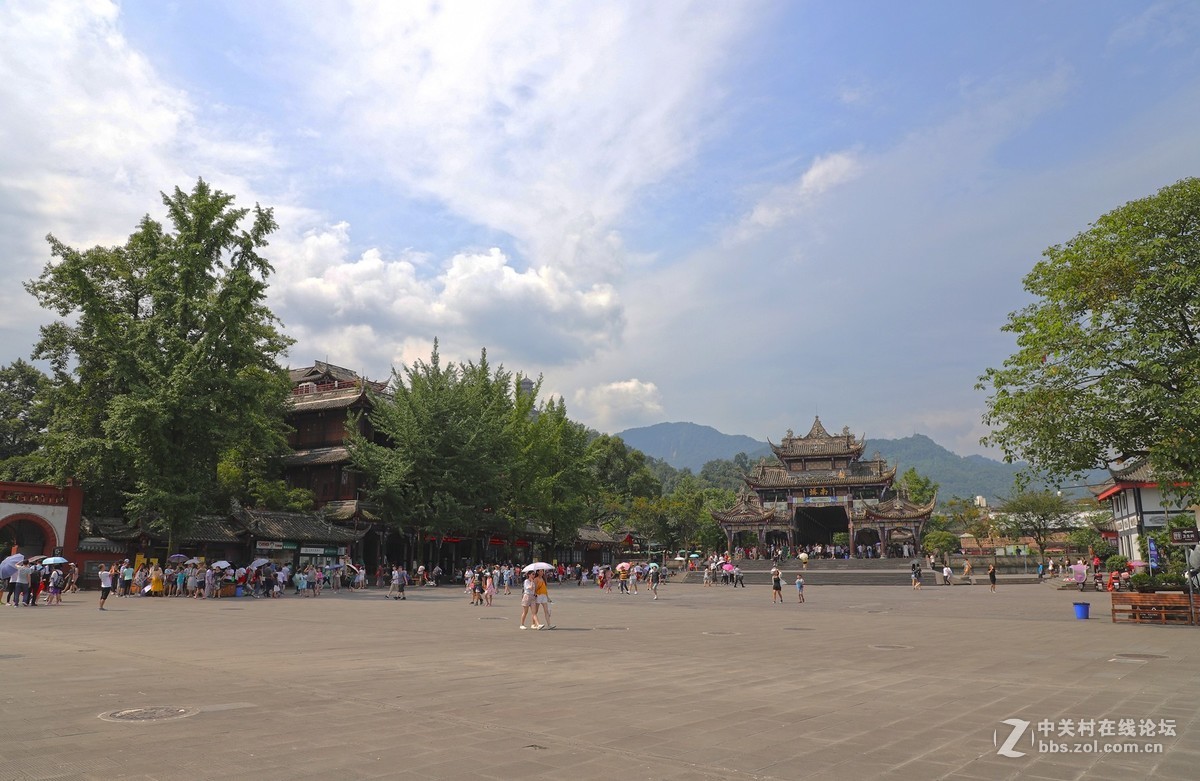 千年水利工程都江堰