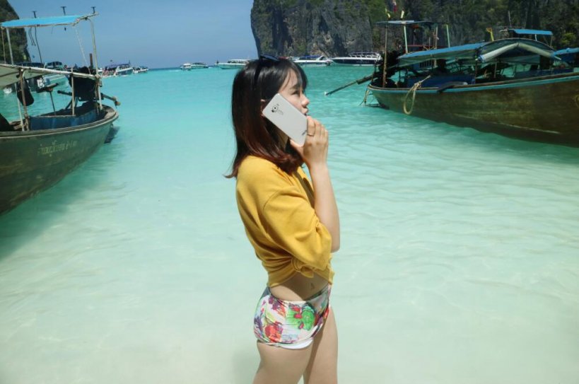 带着华硕zenfone 3灵智自驾普吉岛第二日——佛国古寺惊世美丽，碧海沙滩享浪漫夏日