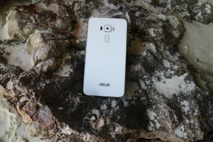 带着华硕zenfone 3灵智自驾普吉岛第二日——佛国古寺惊世美丽，碧海沙滩享浪漫夏日