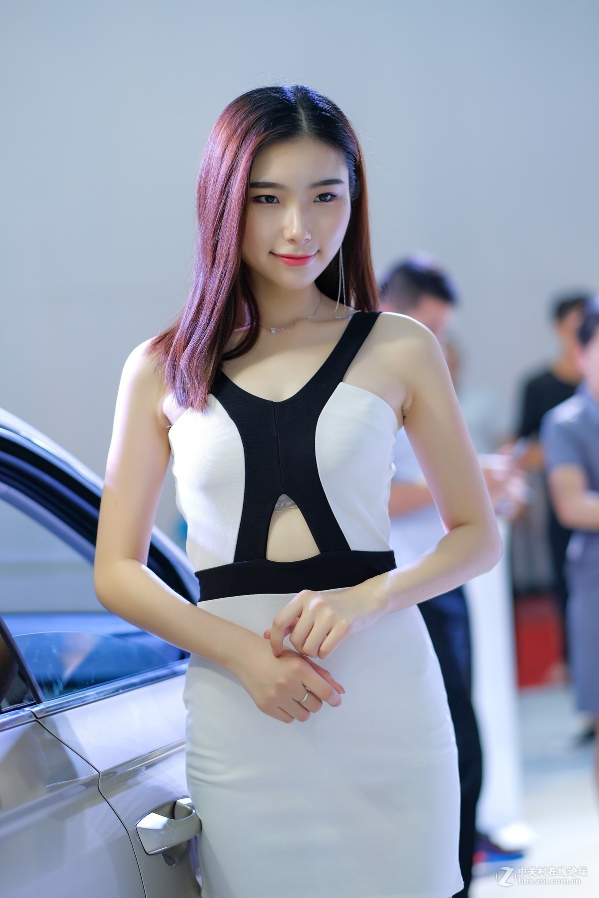 居然没有人发帖，我来开个张