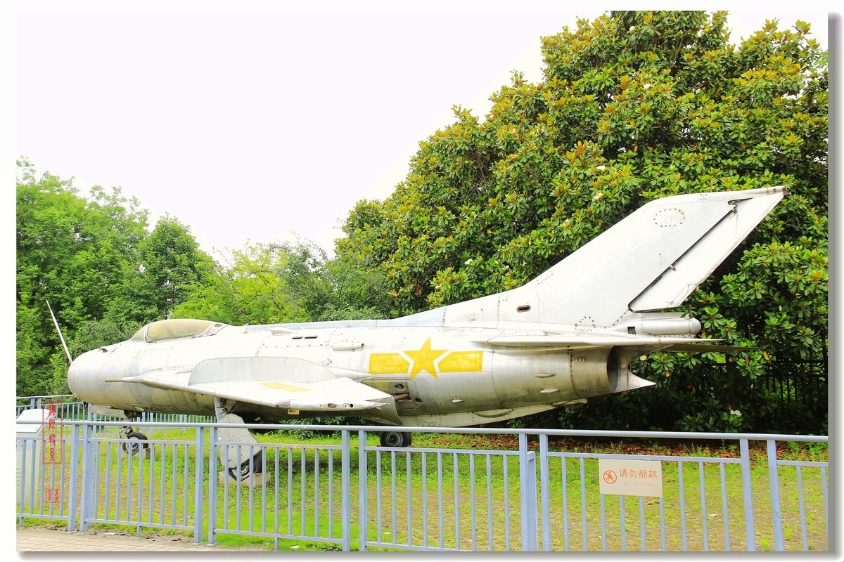 徐州爱国主义教育2国防教育