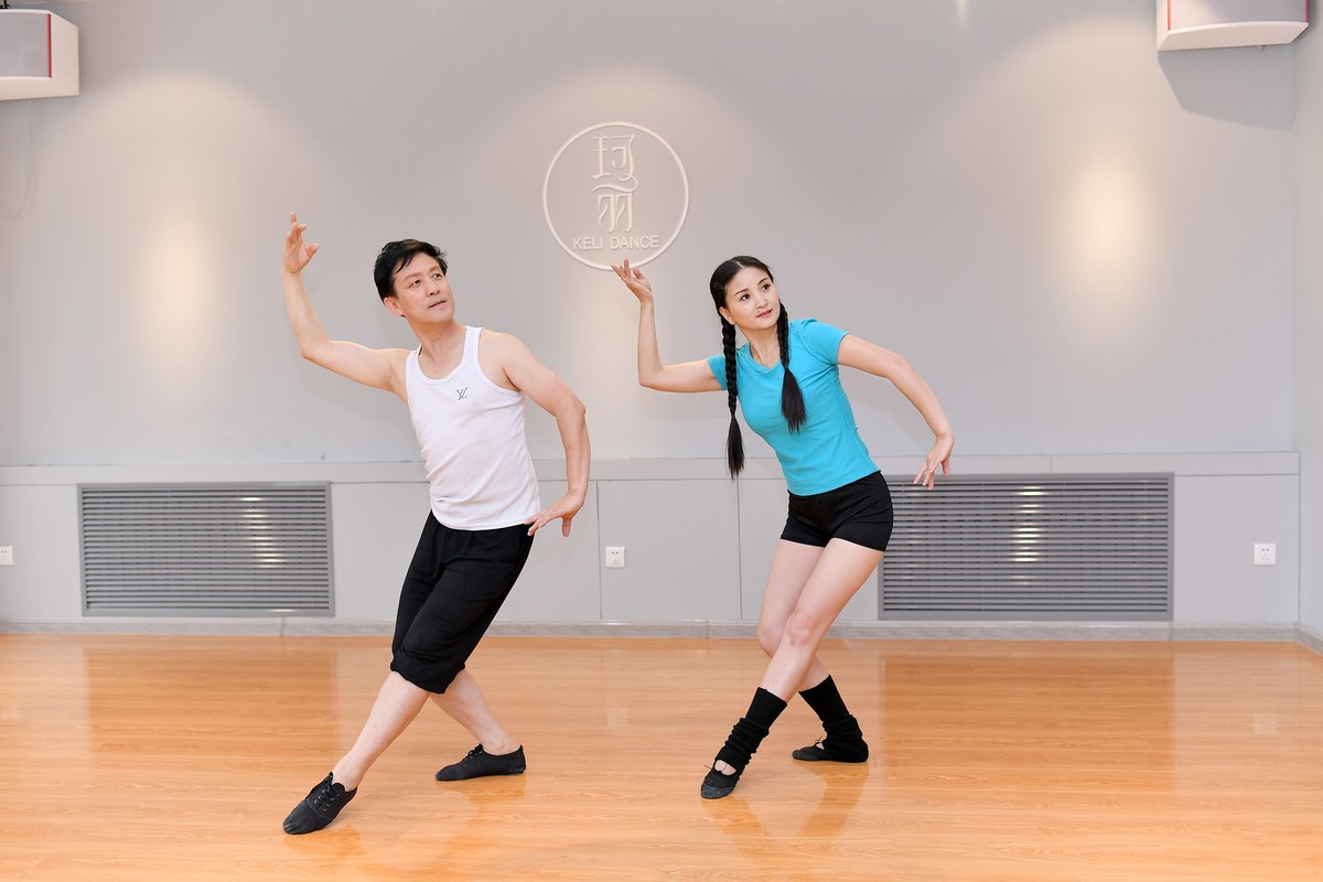 舞者（一代芳华青春永存）