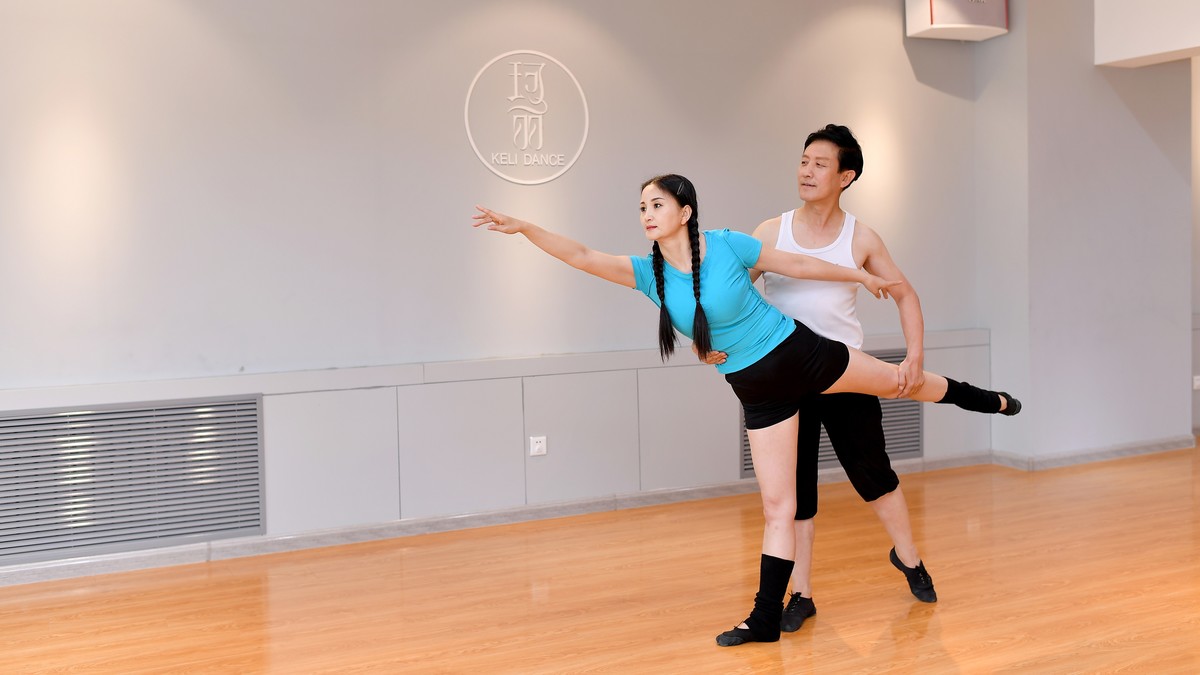 舞者（一代芳华青春永存）