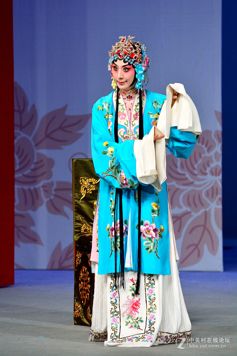 京剧《凤还巢》剧照拍摄于2016510主演史依弘