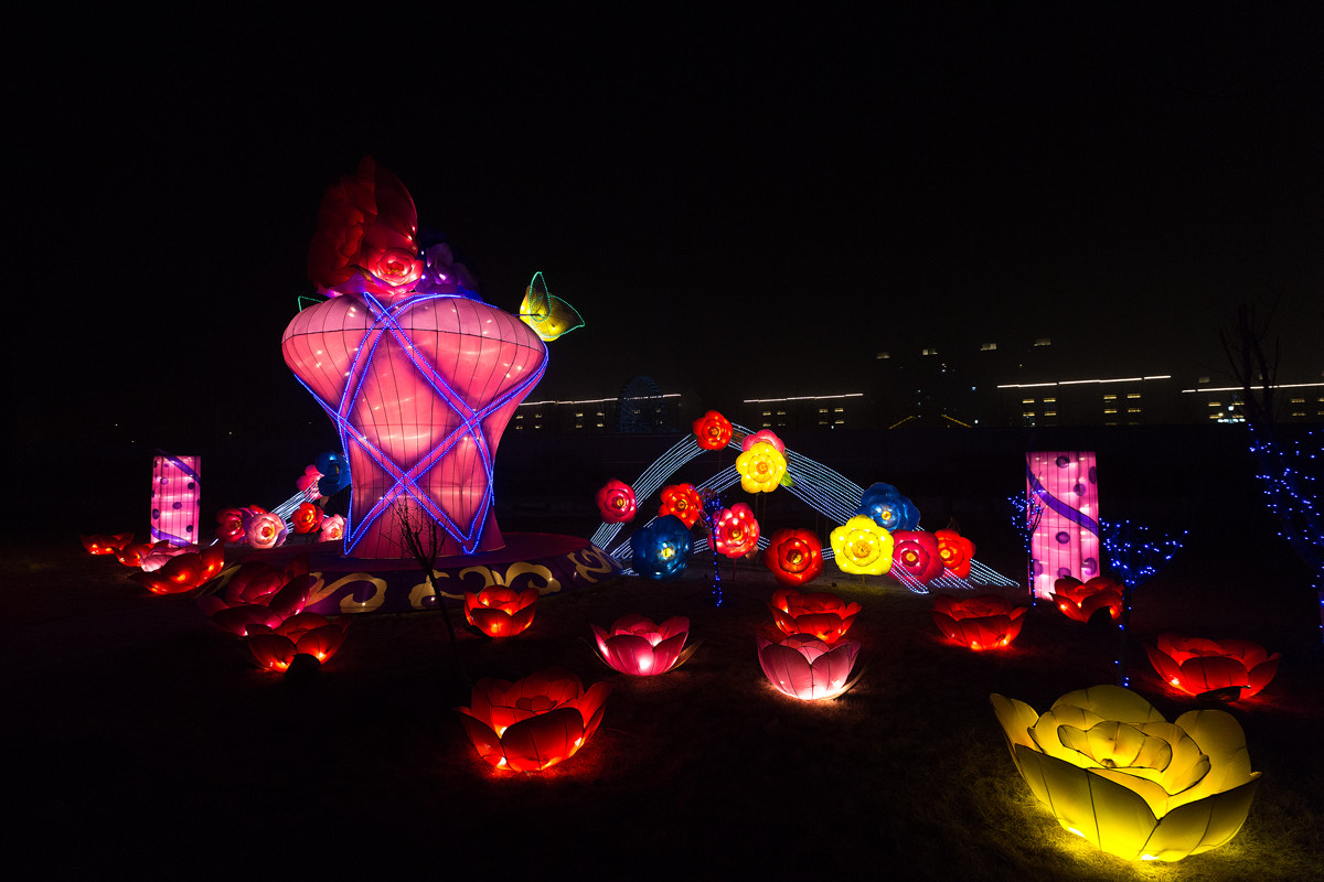 保定大激店迎春灯会二