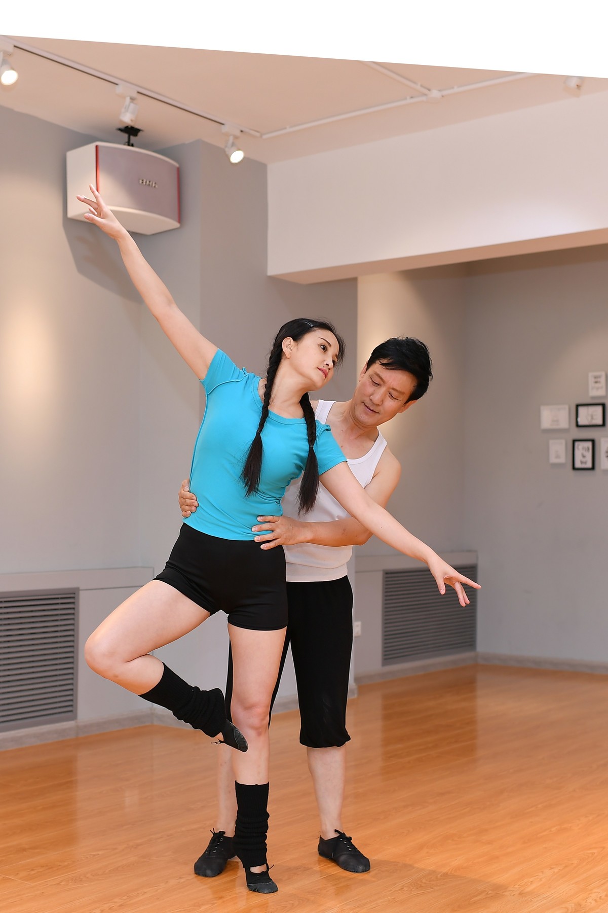 舞者（一代芳华青春永存）