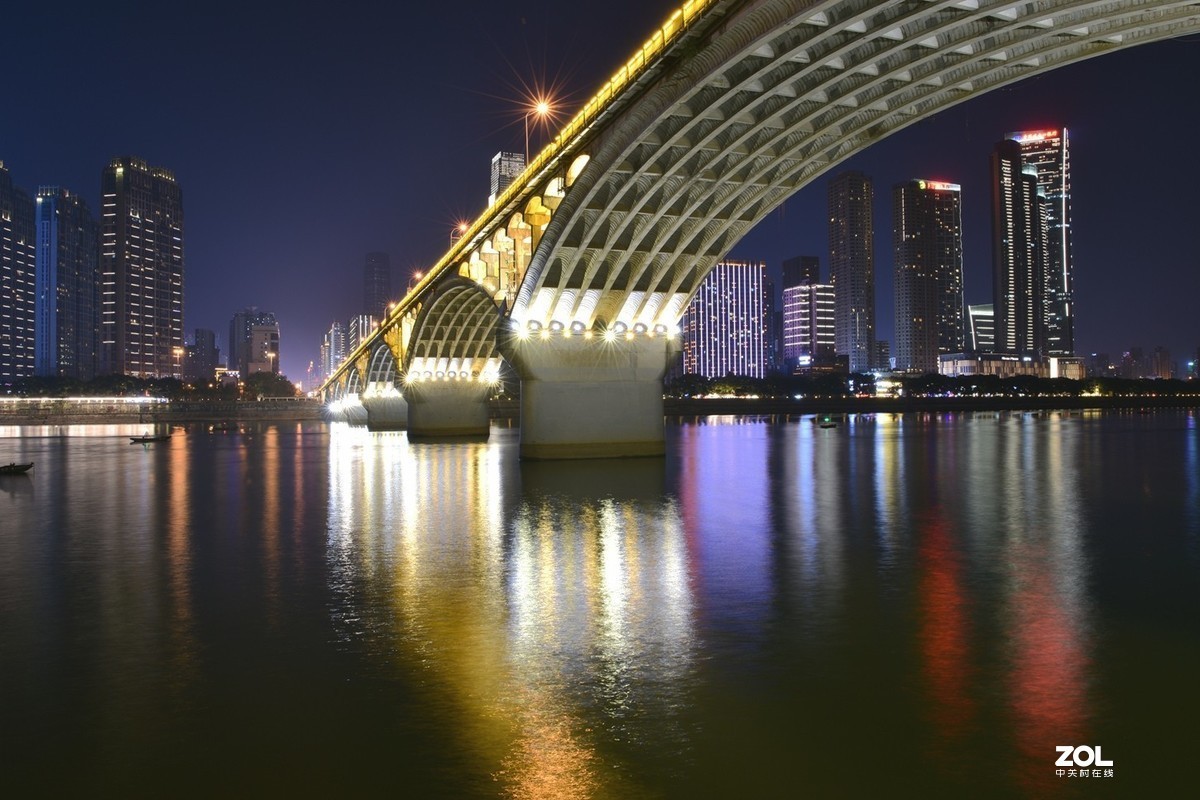 长沙湘江橘子洲大桥壮丽夜景
