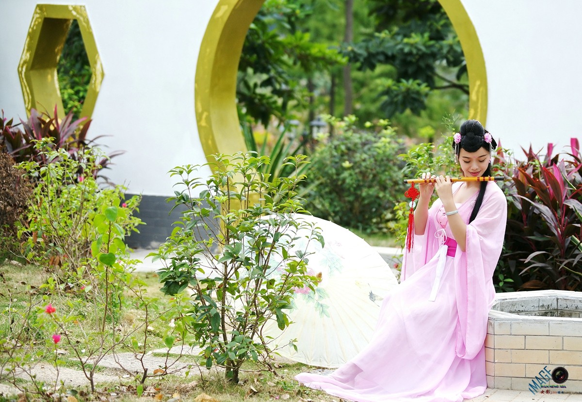 [汉服美女]------云田