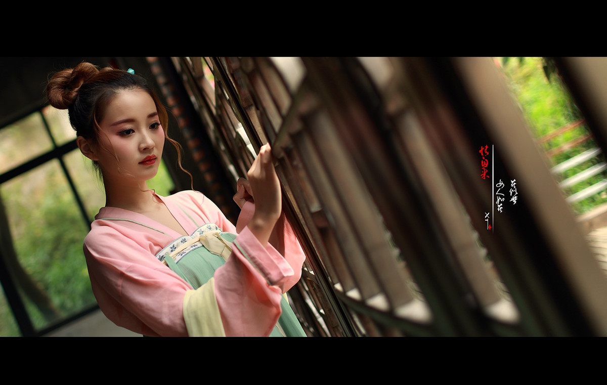 谁家碧玉如此清秀？
