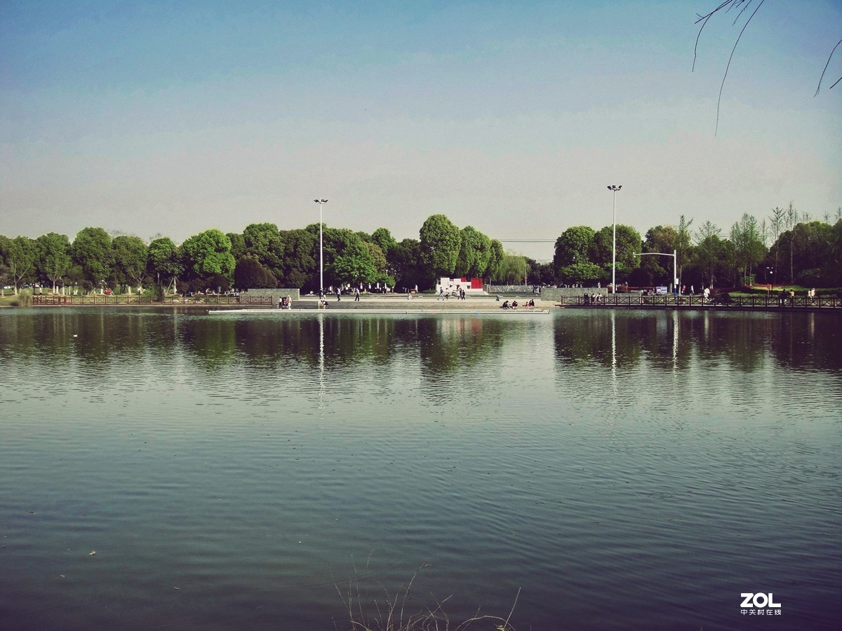 退出器材党，用手机党不屑的卡片老机扫景