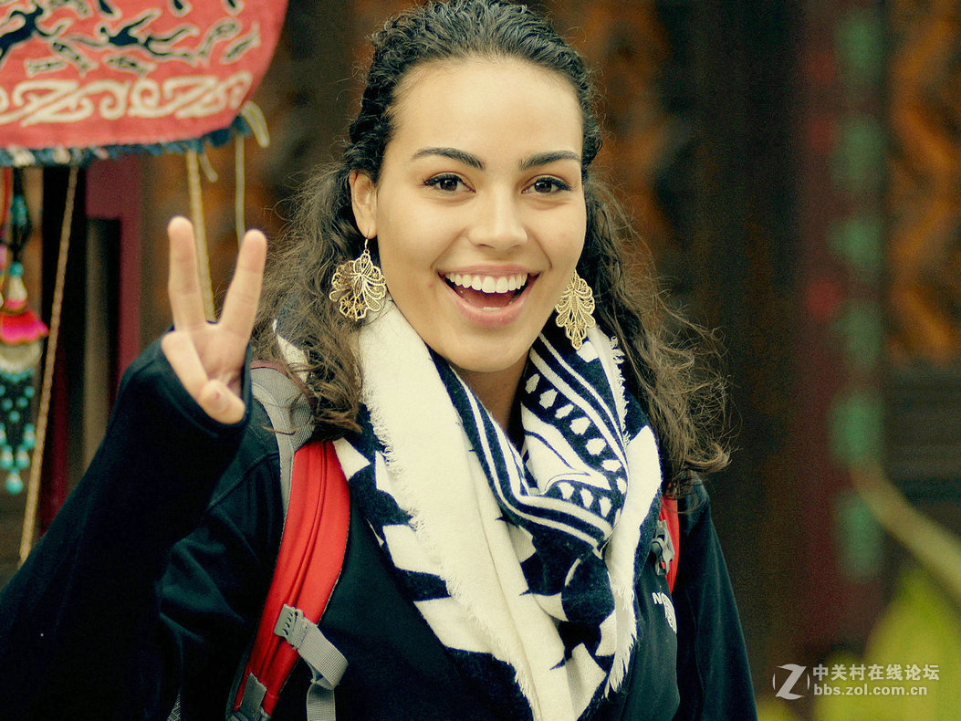 一组用小钢炮拍摄的美女照