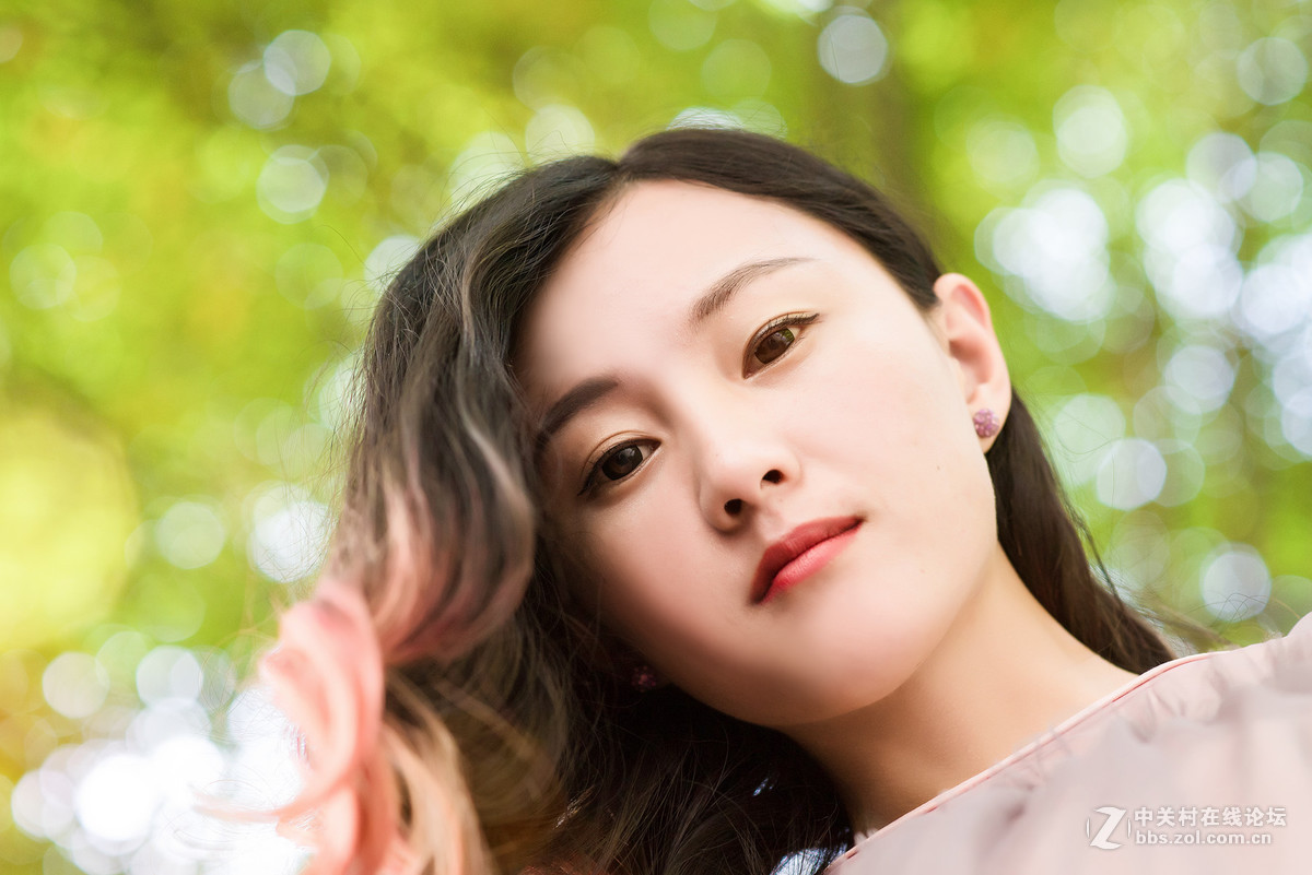 小白传片D750+85 1.8G  不会构图才拿到相机给我老婆拍的