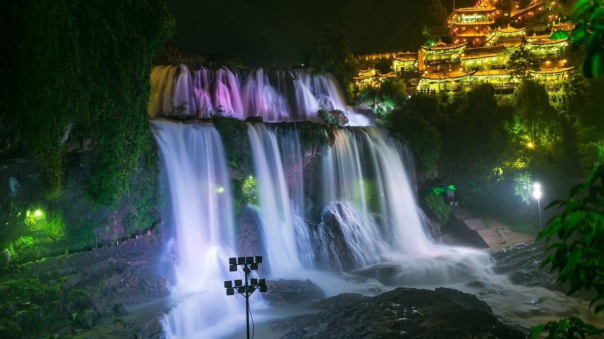 陝川雲貴湘騎遊隨拍芙蓉鎮夜景續