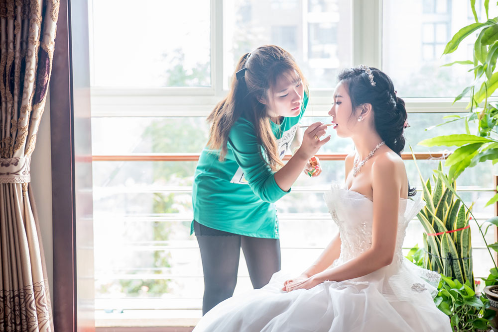 天津国庆期间婚礼跟拍小美女新娘