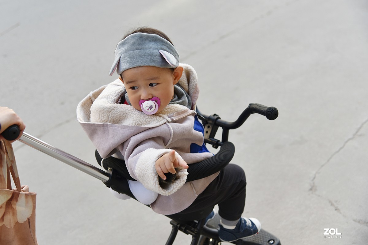 【2019】097---小孙女成长记【姥姥姥爷带我去遛弯】