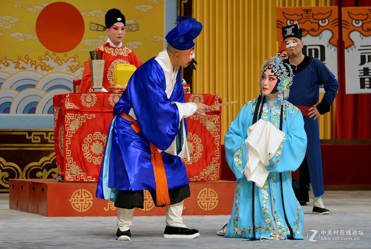 京剧陈三两爬堂剧照刘桂娟主演