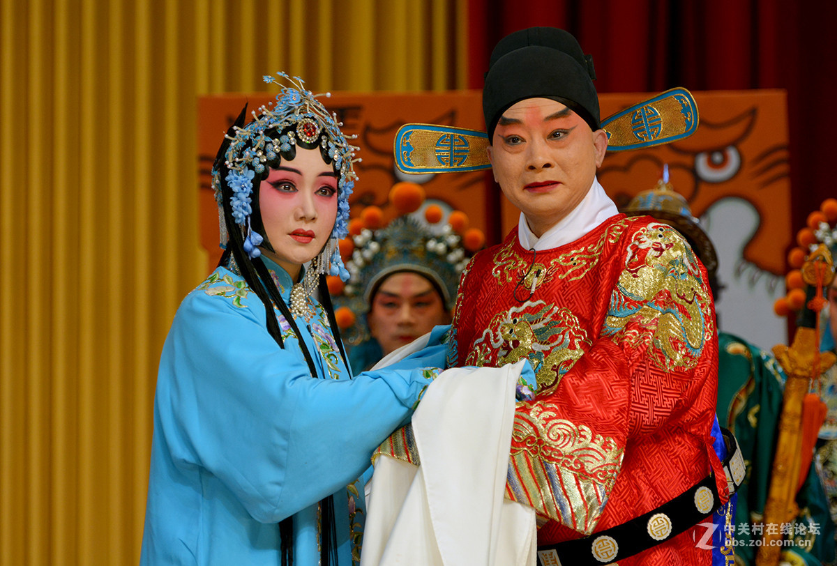 京剧陈三两爬堂剧照刘桂娟主演