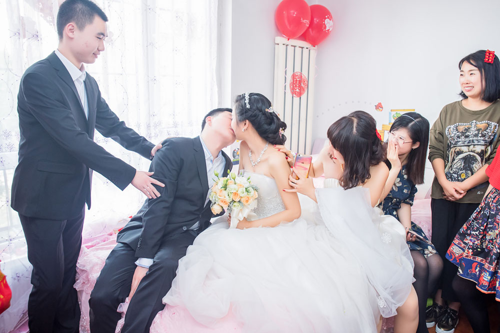 天津国庆期间婚礼跟拍小美女新娘