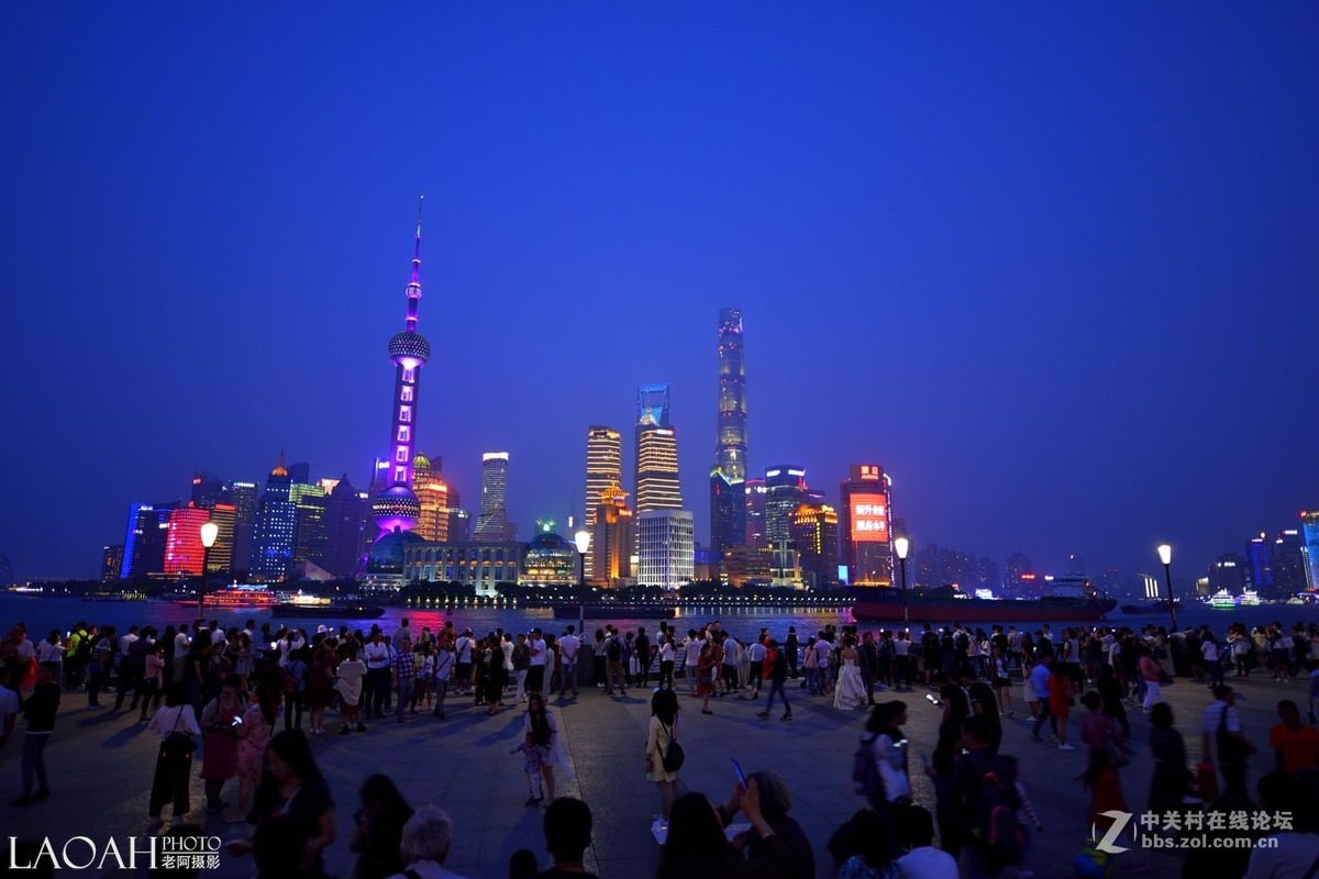 上海外滩夜景——请假帖