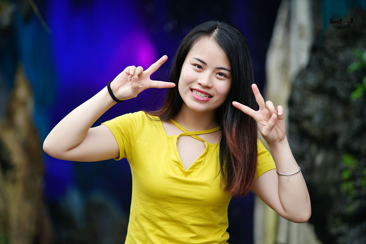 偶遇【宝墨园梦幻龙洞少女】---微凉