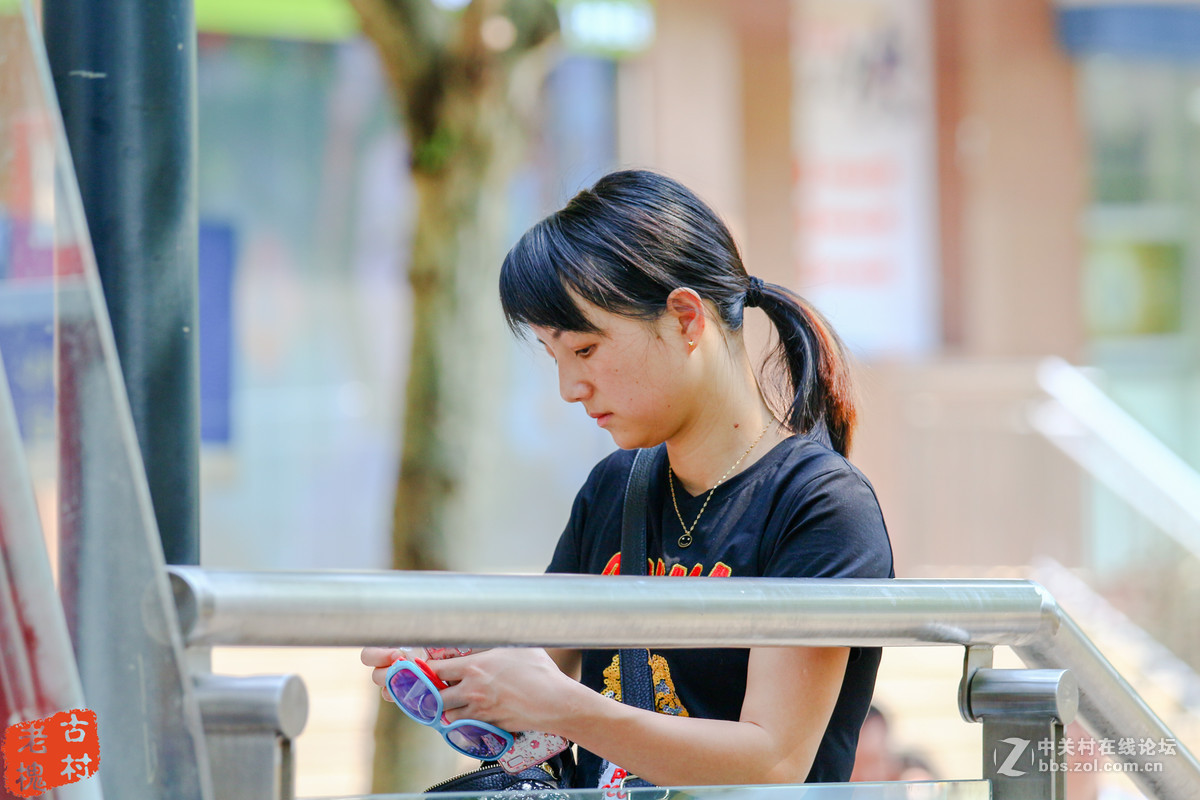 ef70-200f4is(爱死小小白)街拍美女